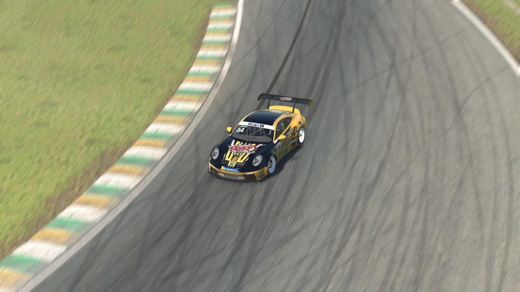 Keep the speed up in high speed corners in the iRacing Porsche Cup car