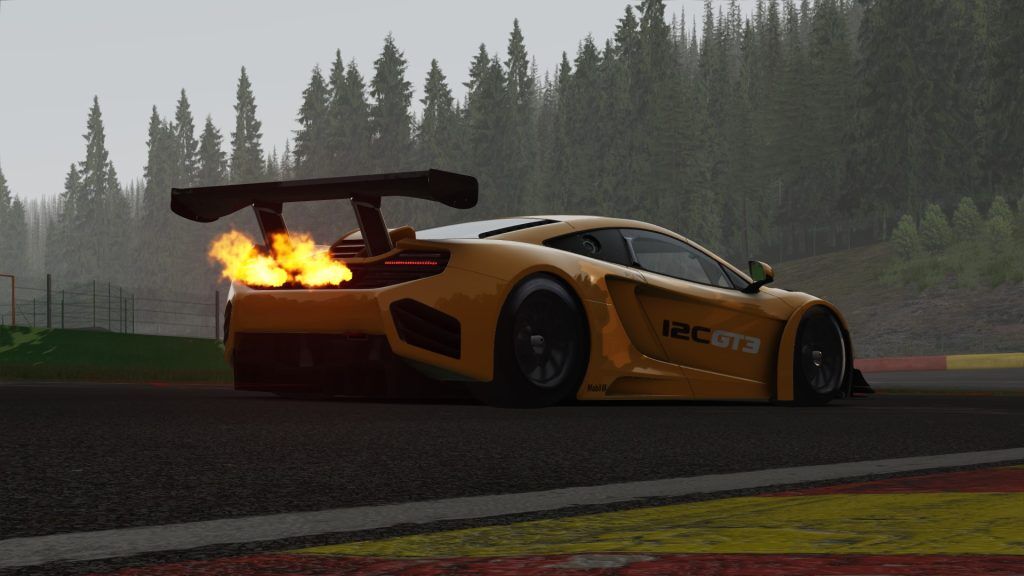 The McLaren MP4-12C spitting flames in vanilla Assetto Corsa. 