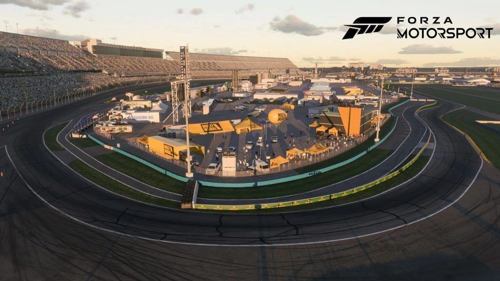 Forza Motorsport Daytona Road Course with "special" pit lane exit